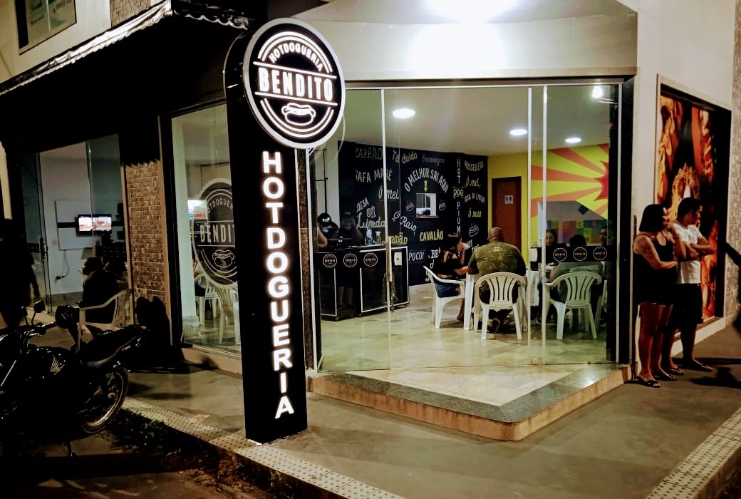 Hotdogueria Hot Lanches - comentários, fotos, horário de trabalho, 🍴  cardápio, número de telefone e endereço - Restaurantes, bares, pubs e cafés  em Maranhão 