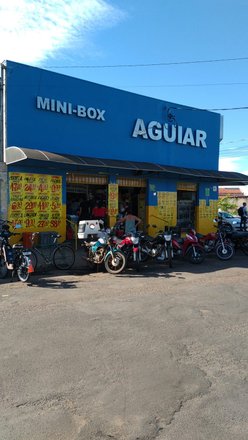 Mini Box Aguiar em Araguari, MG, Mercados