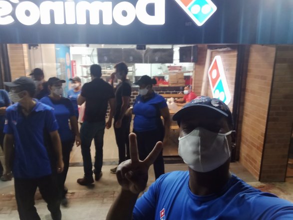 Domino's Pizza - Jacarepaguá - comentários, fotos, horário de trabalho, ?  cardápio, número de telefone e endereço - Restaurantes, bares, pubs e cafés  em Río de Janeiro 